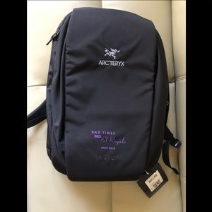 ARCTERYX BRAND NEW blade 20 backpack
